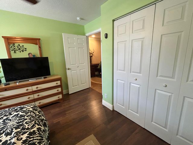 10470 Pelican Drive, Wellington, FL 33414