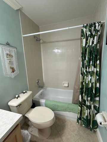 10470 Pelican Drive, Wellington, FL 33414