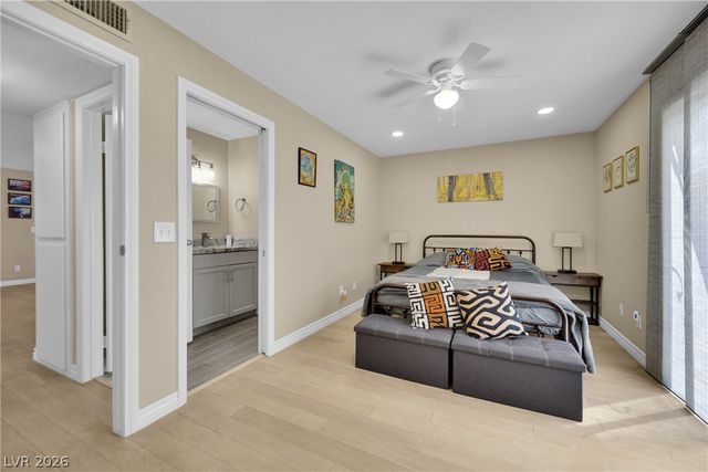 5501 Kettering Place, Las Vegas, NV 89107