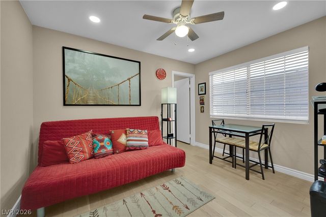 5501 Kettering Place, Las Vegas, NV 89107