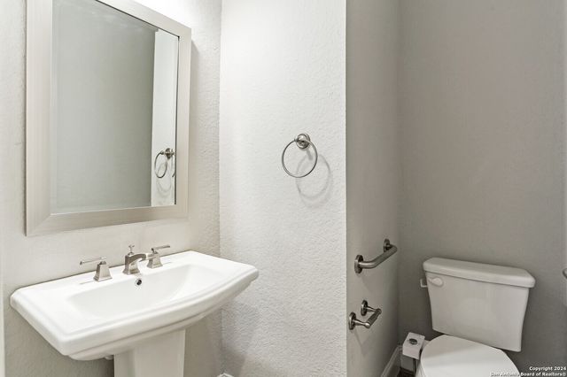 25843 SCENIC ROCK, San Antonio, TX 78255