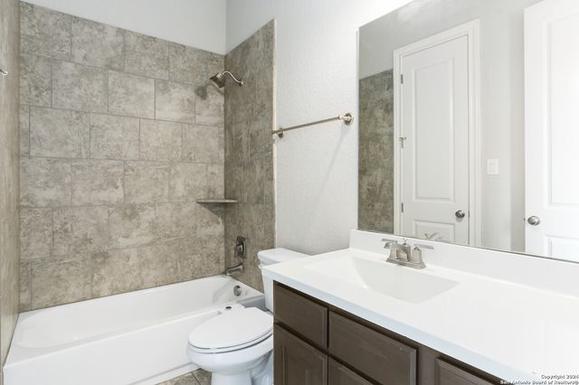 25843 SCENIC ROCK, San Antonio, TX 78255