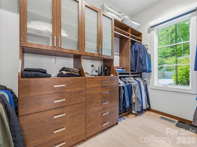 1121 Timberbluff Way, Arden, NC 28704