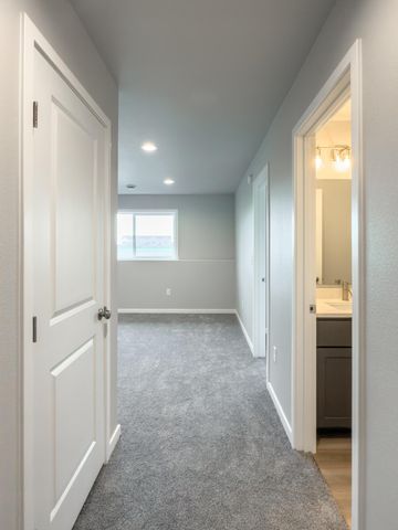 3240 36th Avenue S, Moorhead, MN 56560