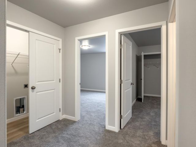 3240 36th Avenue S, Moorhead, MN 56560