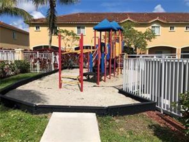 5549 Monte Carlo Place 5549, Margate, FL 33068