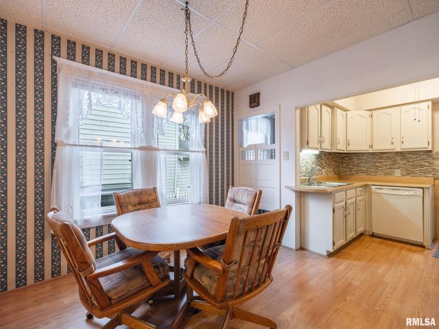 1219 SHERIDAN Road, Peoria, IL 61606