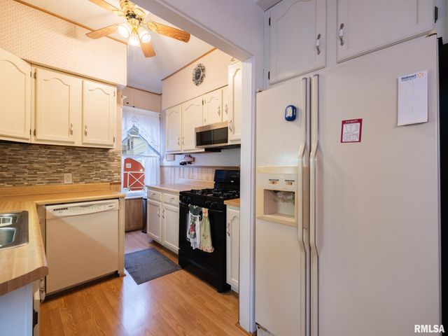 1219 SHERIDAN Road, Peoria, IL 61606