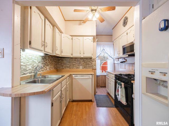 1219 SHERIDAN Road, Peoria, IL 61606