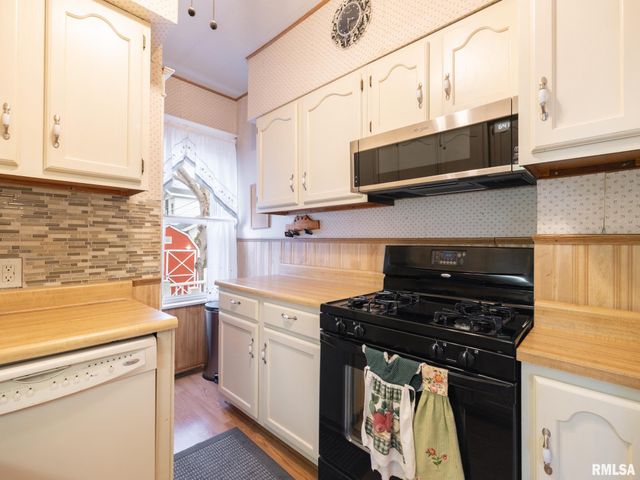 1219 SHERIDAN Road, Peoria, IL 61606