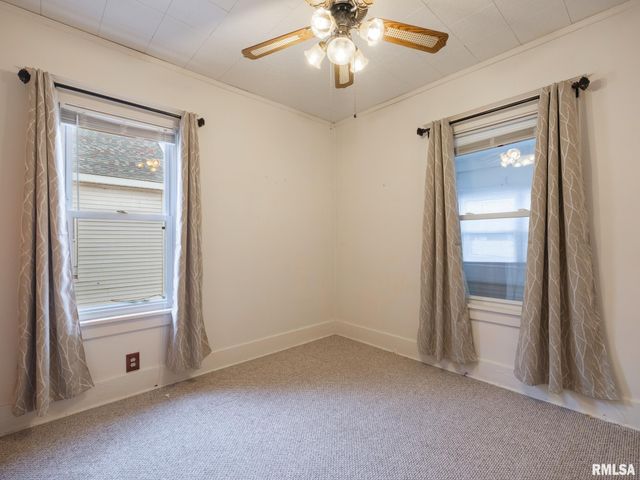 1219 SHERIDAN Road, Peoria, IL 61606