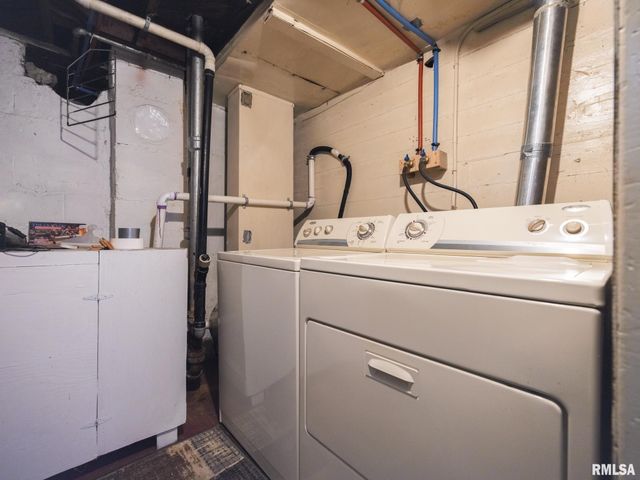 1219 SHERIDAN Road, Peoria, IL 61606