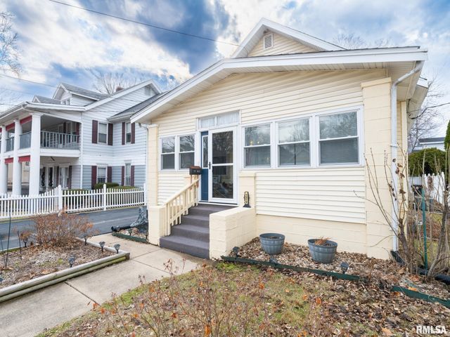 1219 SHERIDAN Road, Peoria, IL 61606