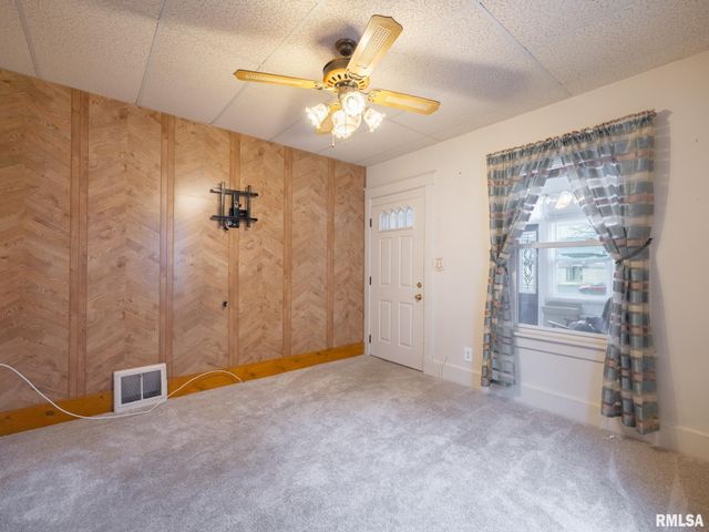 1219 SHERIDAN Road, Peoria, IL 61606