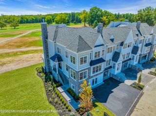 162 Eagle Way, Eatontown, NJ 07724