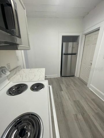 2118 5TH STREET, Sarasota, FL 34237