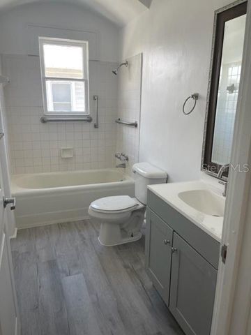 2118 5TH STREET, Sarasota, FL 34237