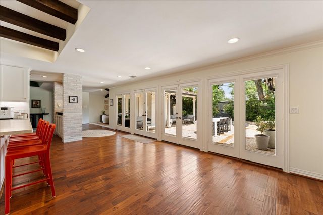 7915 Del Monte Drive, Houston, TX 77063