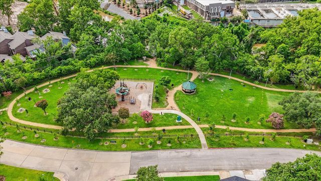 7915 Del Monte Drive, Houston, TX 77063