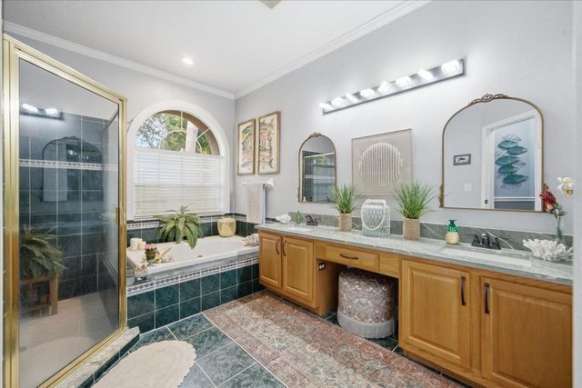 3702 CYPRESS MEADOWS ROAD, Tampa, FL 33624