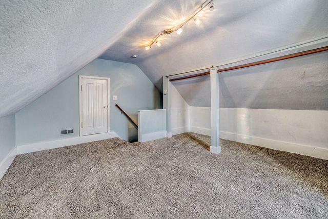 3139 15th Avenue S, Minneapolis, MN 55407