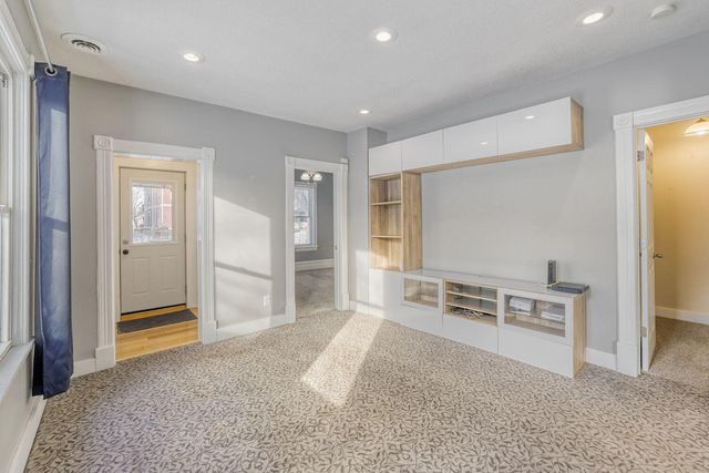 3139 15th Avenue S, Minneapolis, MN 55407