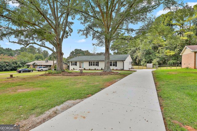 19 Foster Drive, Newnan, GA 30263