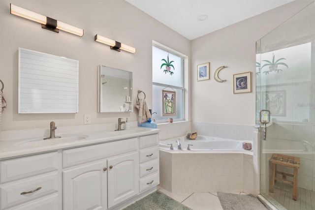 1602 PINYON PINE DRIVE, Sarasota, FL 34240