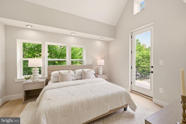 418 ALLISON ST NW, Washington, DC 20011