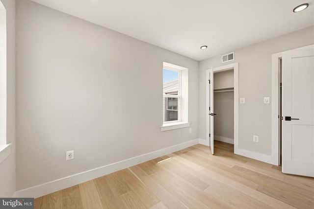 418 ALLISON ST NW, Washington, DC 20011