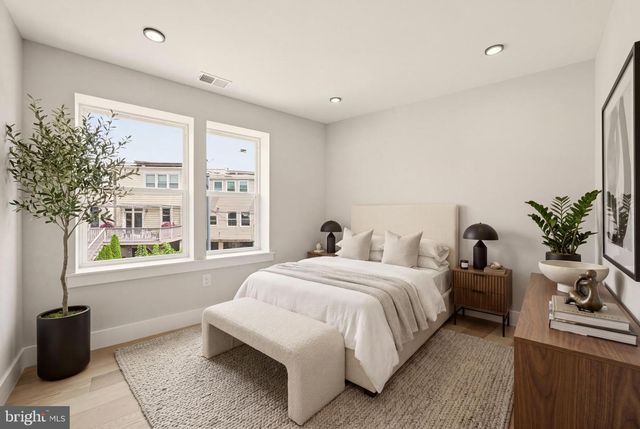 418 ALLISON ST NW, Washington, DC 20011