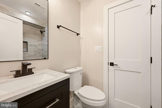418 ALLISON ST NW, Washington, DC 20011