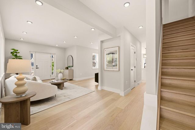 418 ALLISON ST NW, Washington, DC 20011