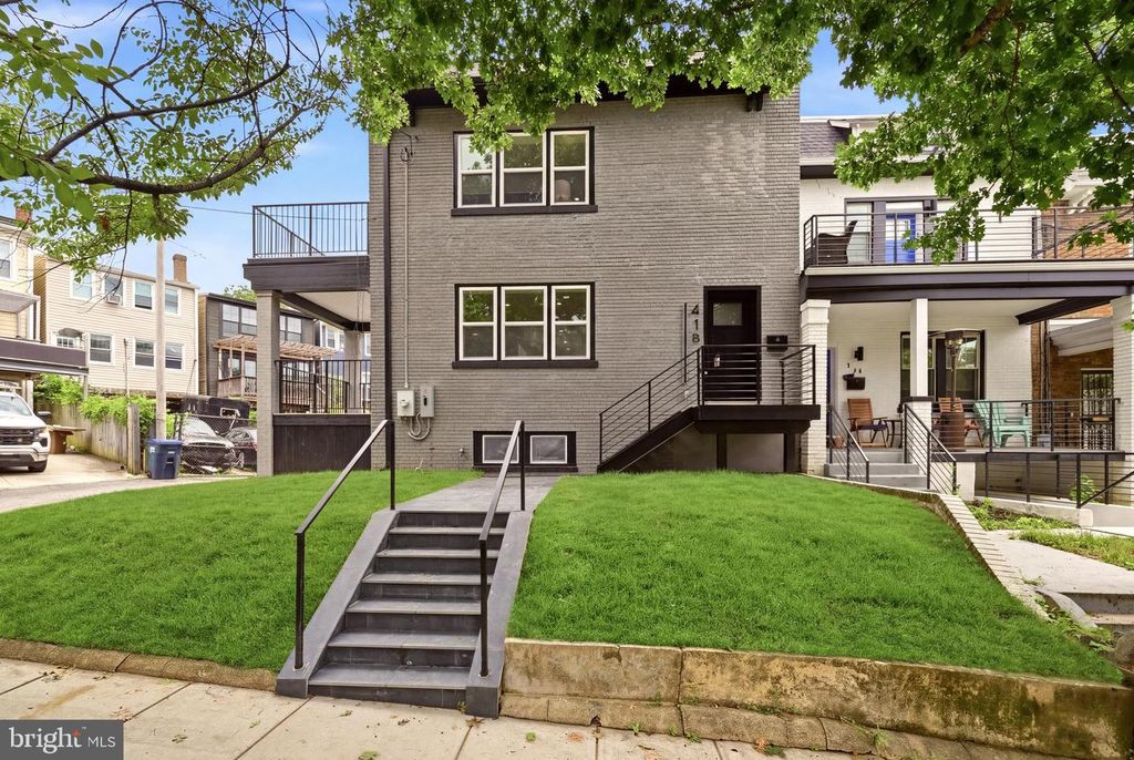 418 ALLISON ST NW, Washington, DC 20011