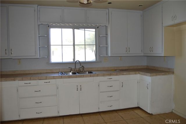 17049 C Street, Victorville, CA 92395
