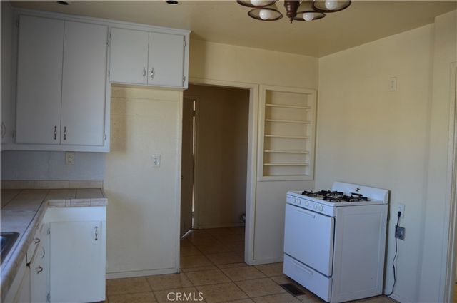 17049 C Street, Victorville, CA 92395