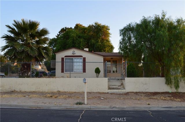 17049 C Street, Victorville, CA 92395
