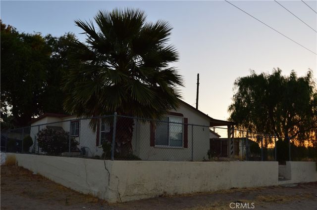 17049 C Street, Victorville, CA 92395