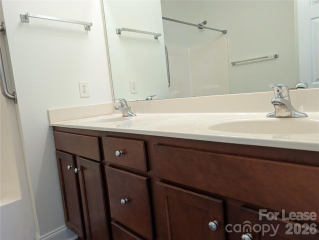 2104 Sardony Lane, Charlotte, NC 28213