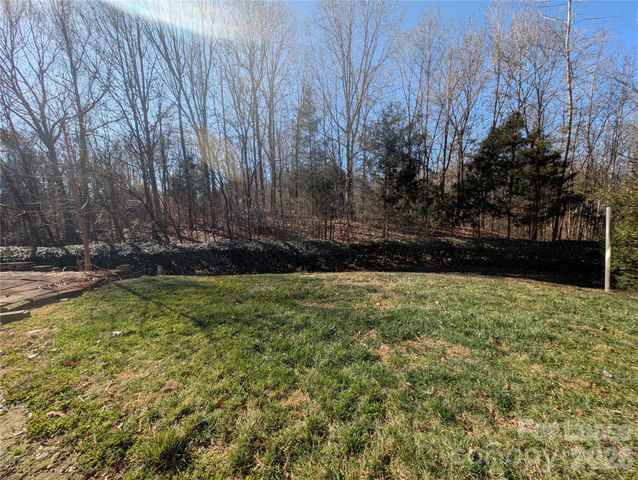 2104 Sardony Lane, Charlotte, NC 28213