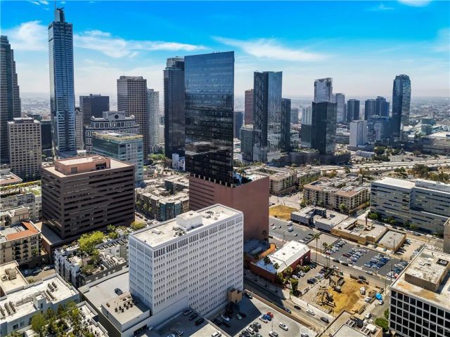 1100 Wilshire Boulevard 3302, Los Angeles, CA 90017