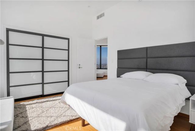 1100 Wilshire Boulevard 3302, Los Angeles, CA 90017