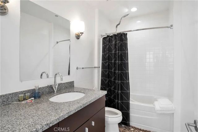 1100 Wilshire Boulevard 3302, Los Angeles, CA 90017