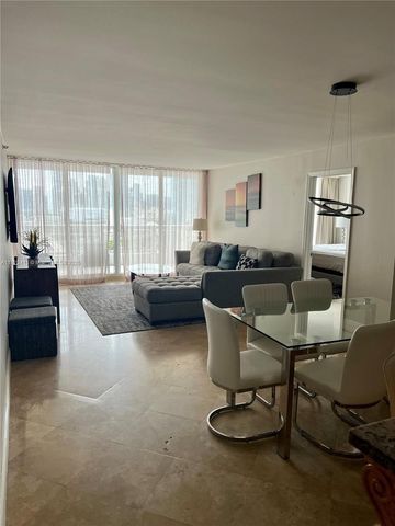 1717 N Bayshore Dr A-1856, Miami, FL 33132