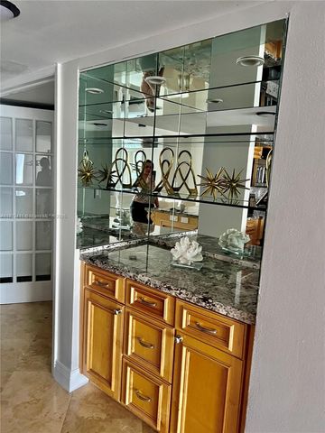 1717 N Bayshore Dr A-1856, Miami, FL 33132