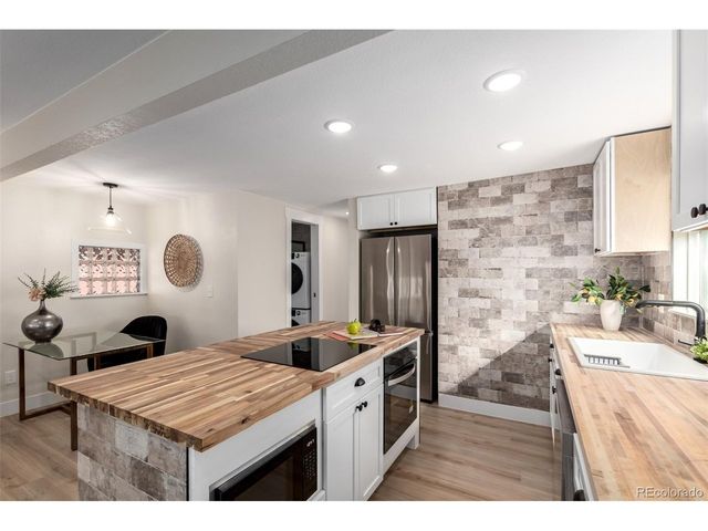 4836 King St, Denver, CO 80221