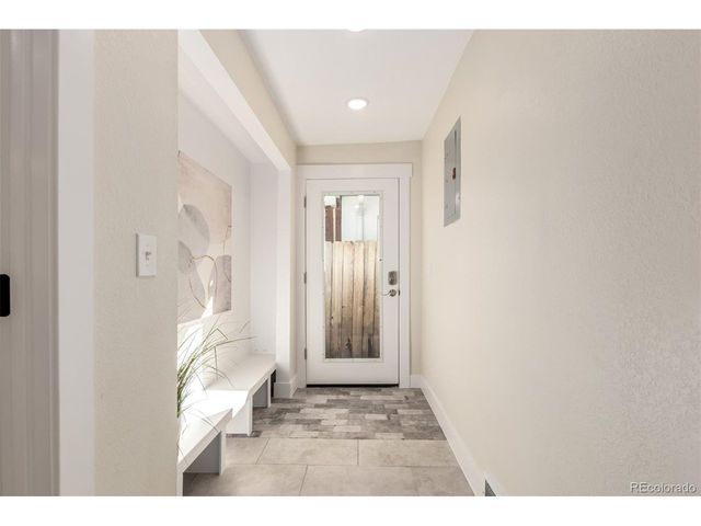 4836 King St, Denver, CO 80221