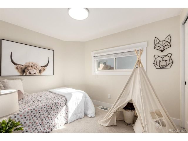 4836 King St, Denver, CO 80221