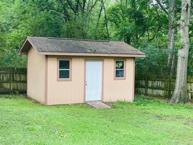 1303 Bert Street, Mena, AR 71953