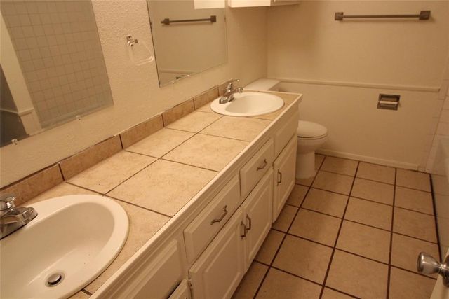 112 NE 12th Street, Moore, OK 73160